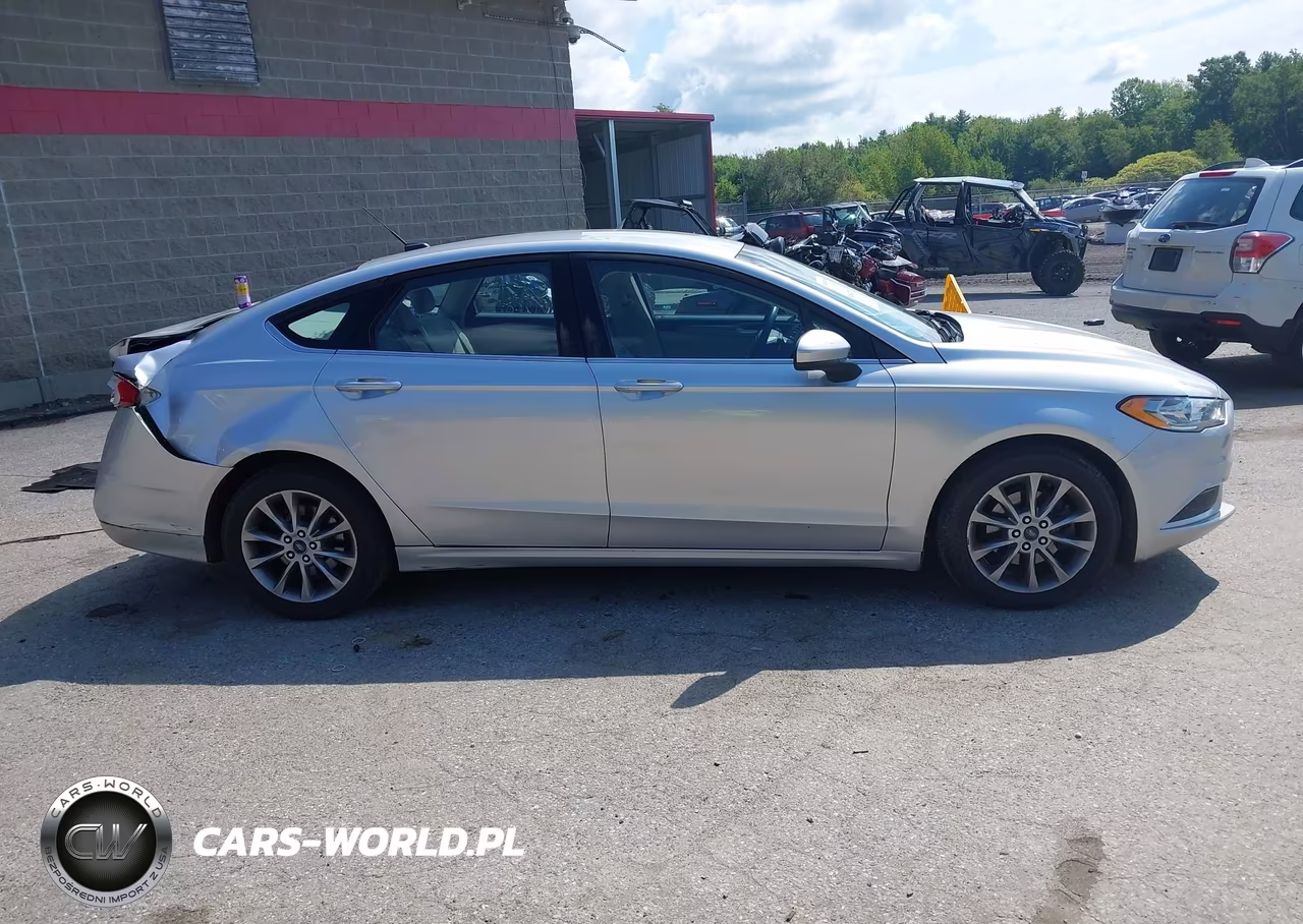 2017 Ford Fusion Se VIN:3FA6P0H73HR196766 - 13
