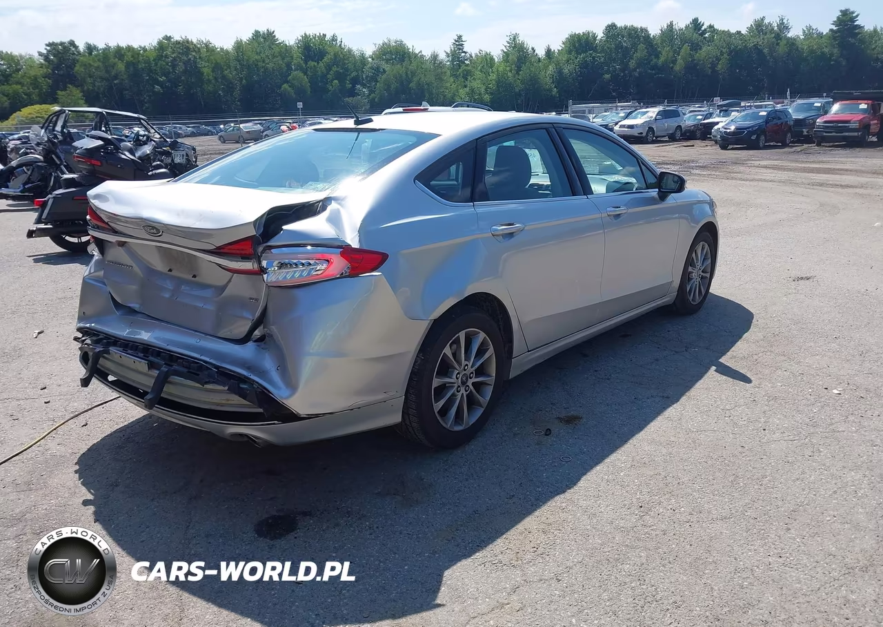 2017 Ford Fusion Se VIN:3FA6P0H73HR196766 - 4