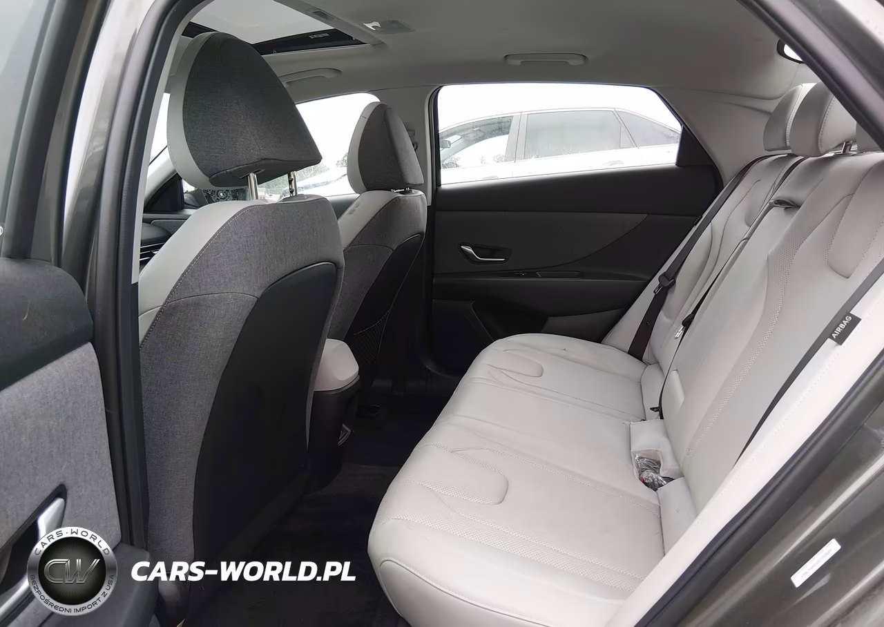 2025 Hyundai Elantra Limited VIN:KMHLP4DG4SU992609 - 8