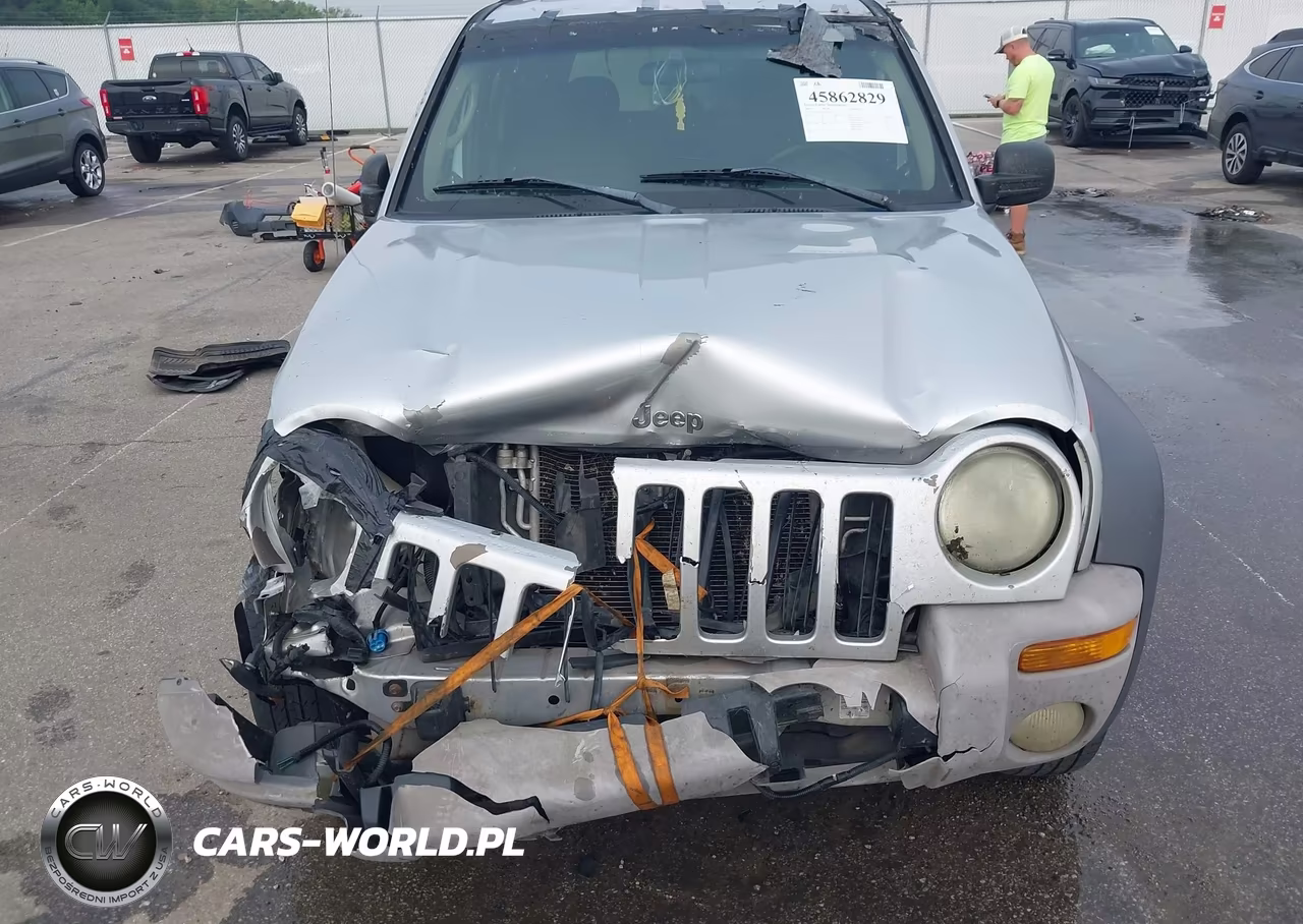 2003 Jeep Liberty Sport VIN:1J4GL48K63W579395 - 6