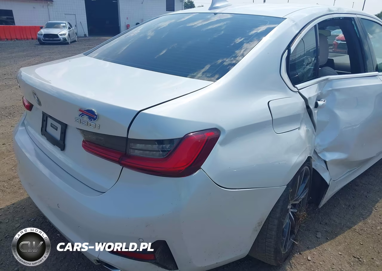 2021 BMW 330I xDrive VIN:3MW5R7J03M8C11558 - 6