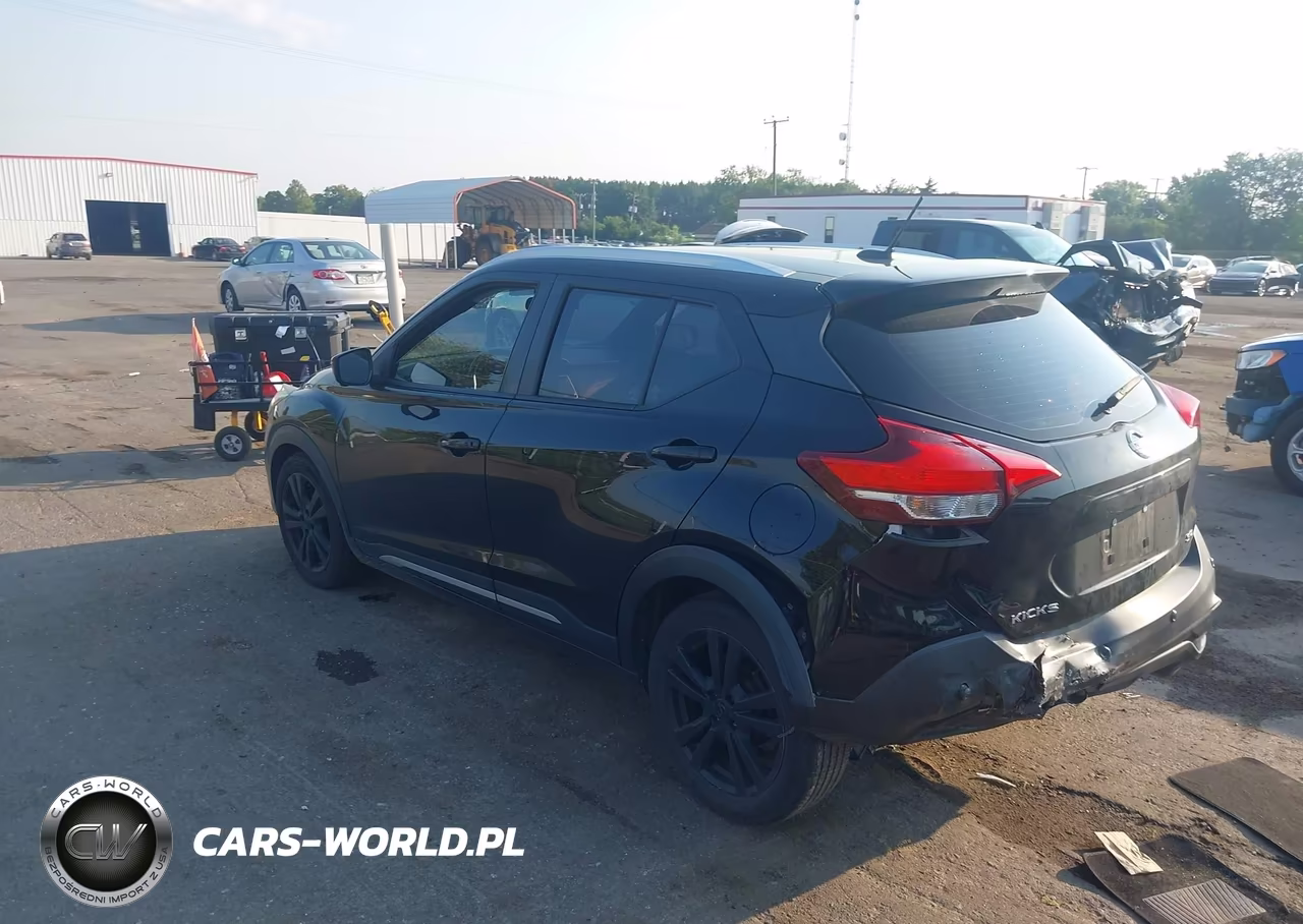 2020 Nissan Kicks Sr Xtronic Cvt VIN:3N1CP5DV2LL516267 - 3