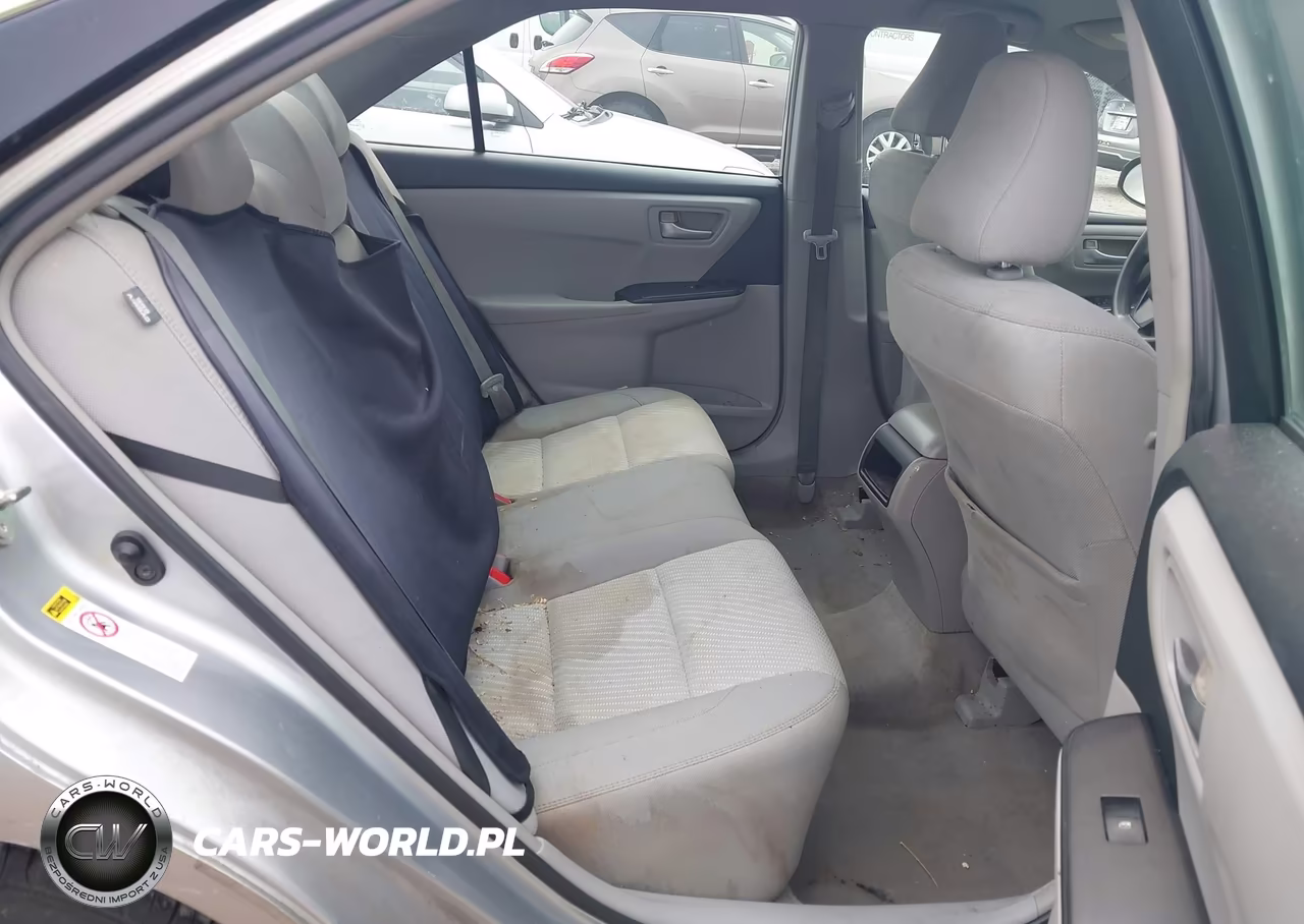 2015 Toyota Camry Le VIN:4T1BF1FK1FU915605 - 8