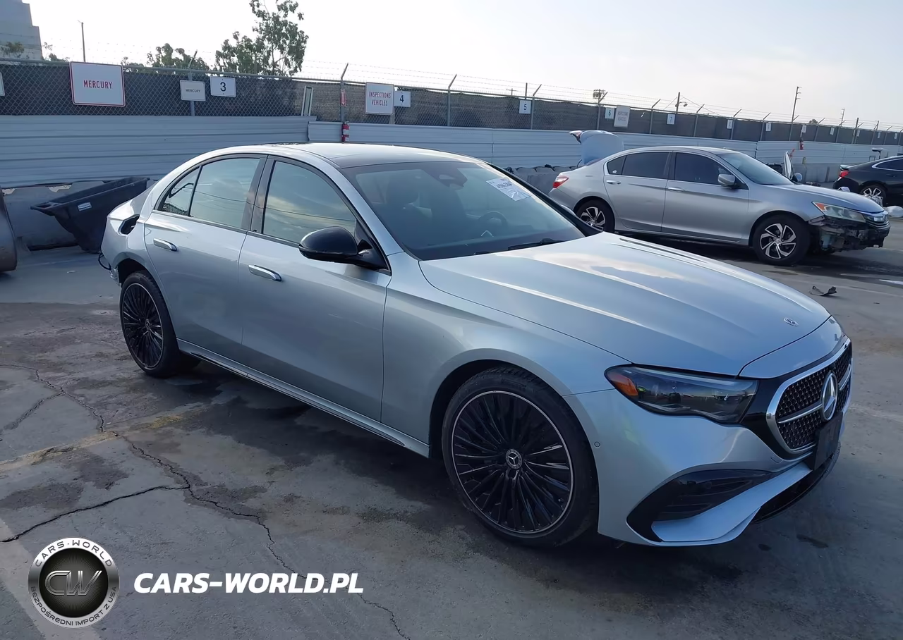 2025 Mercedes-Benz E 350 – zdjęcie 1 z 18