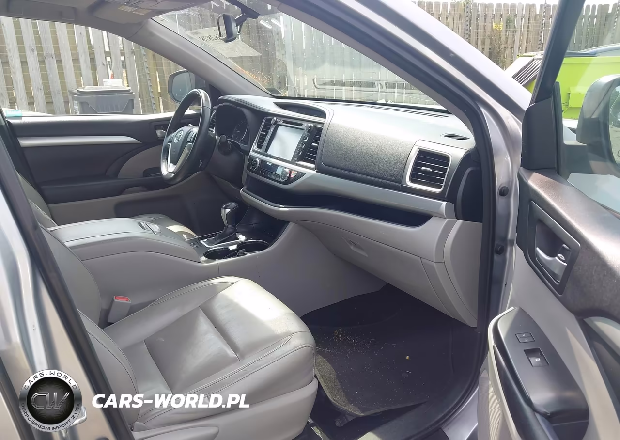 2016 Toyota Highlander Xle V6 VIN:5TDJKRFH9GS332767 - 5