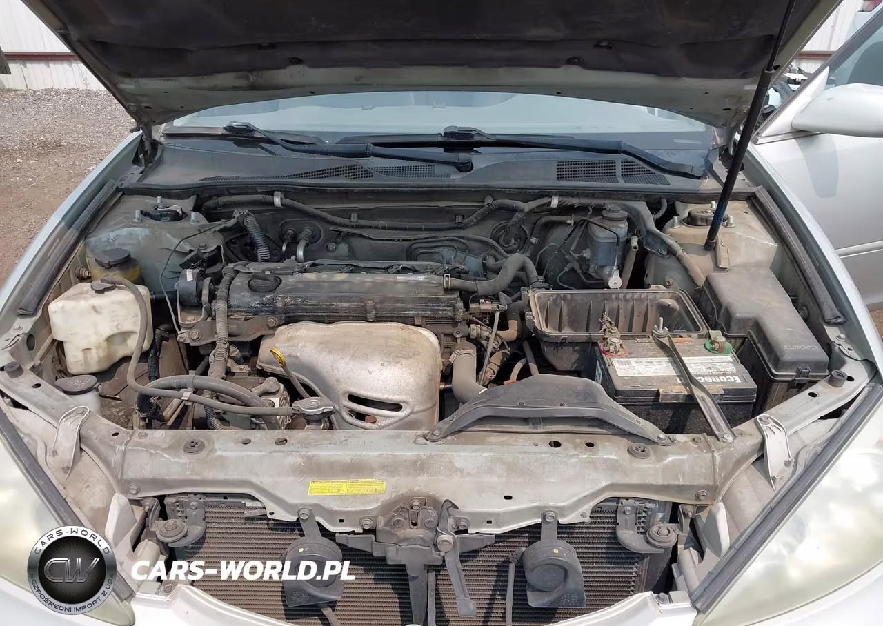 2002 Toyota Camry Le VIN:4T1BE32K52U104338 - 10
