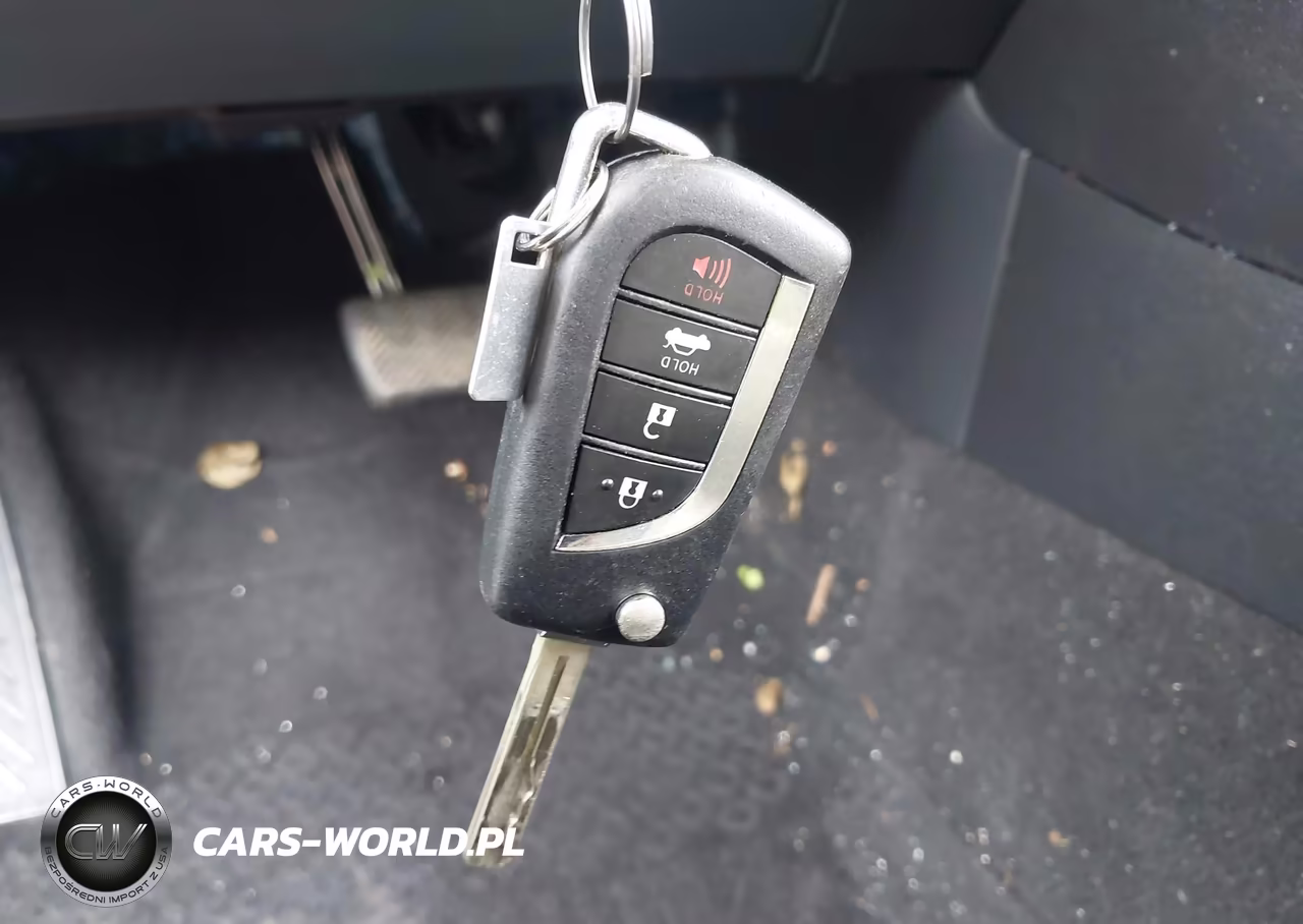 2020 Toyota Corolla Le VIN:5YFEPRAE6LP045938 - 11