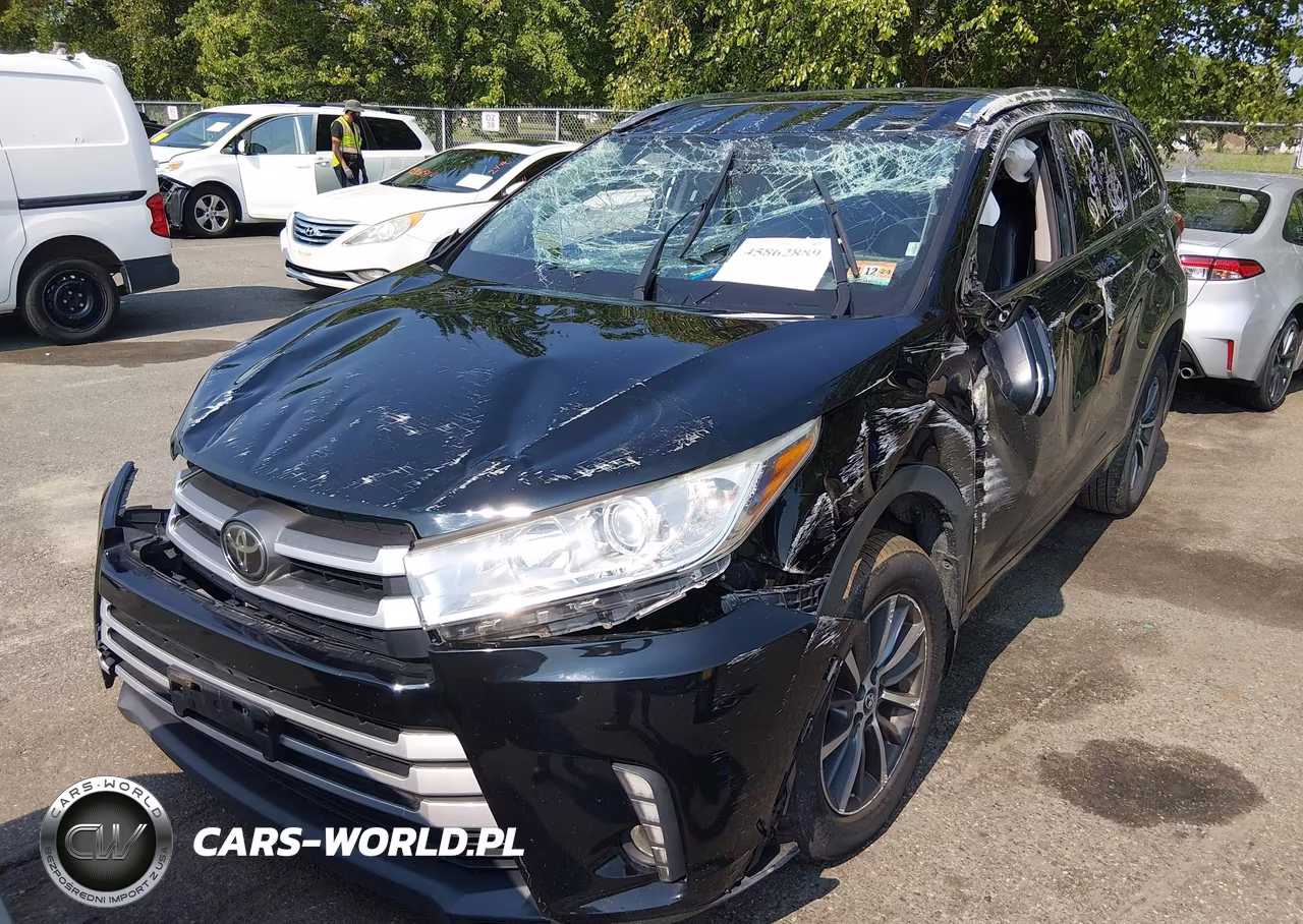2018 Toyota Highlander Xle VIN:5TDJZRFH8JS887311 - 2