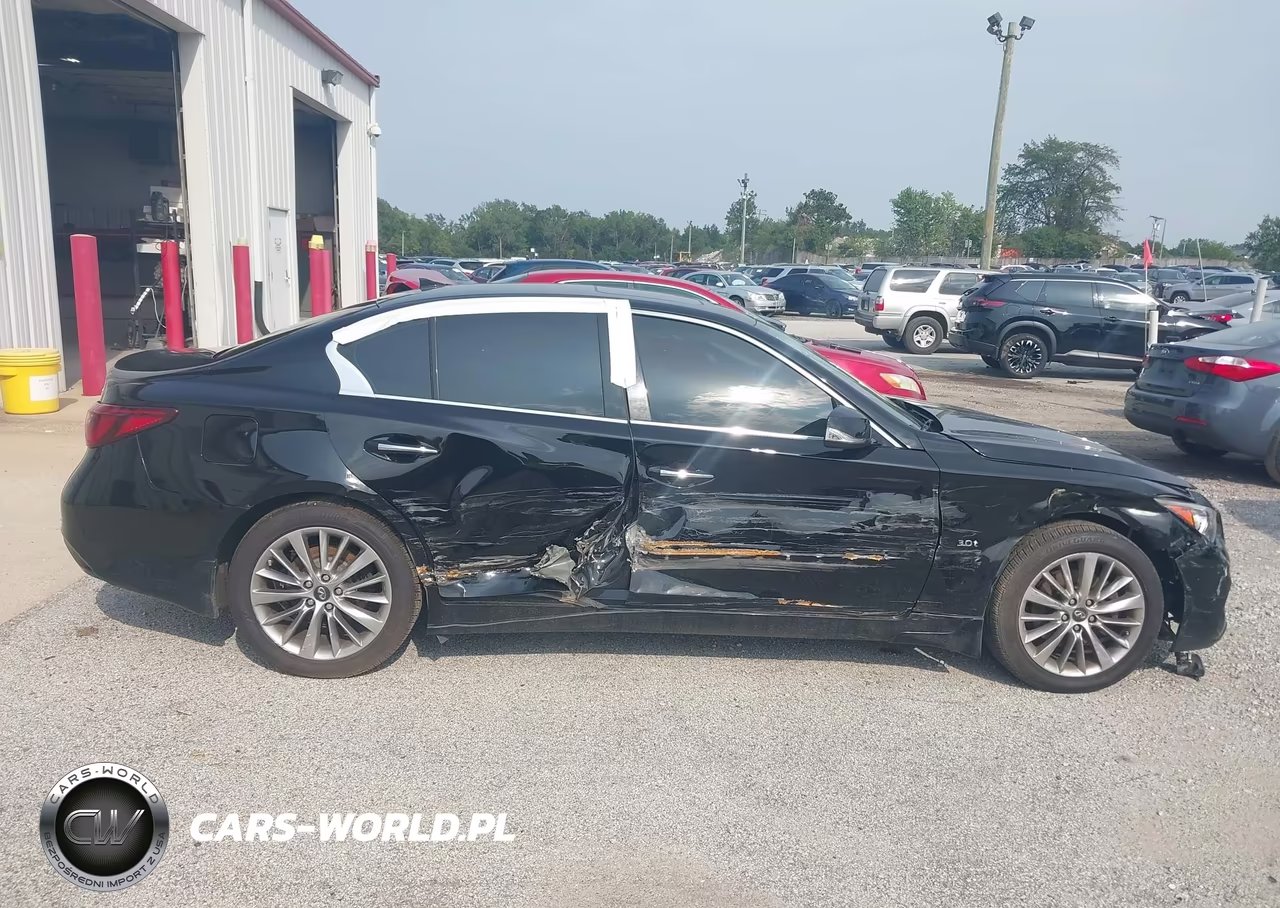 2018 Infiniti Q50 3.0T Luxe VIN:JN1EV7AR6JM435034 - 13