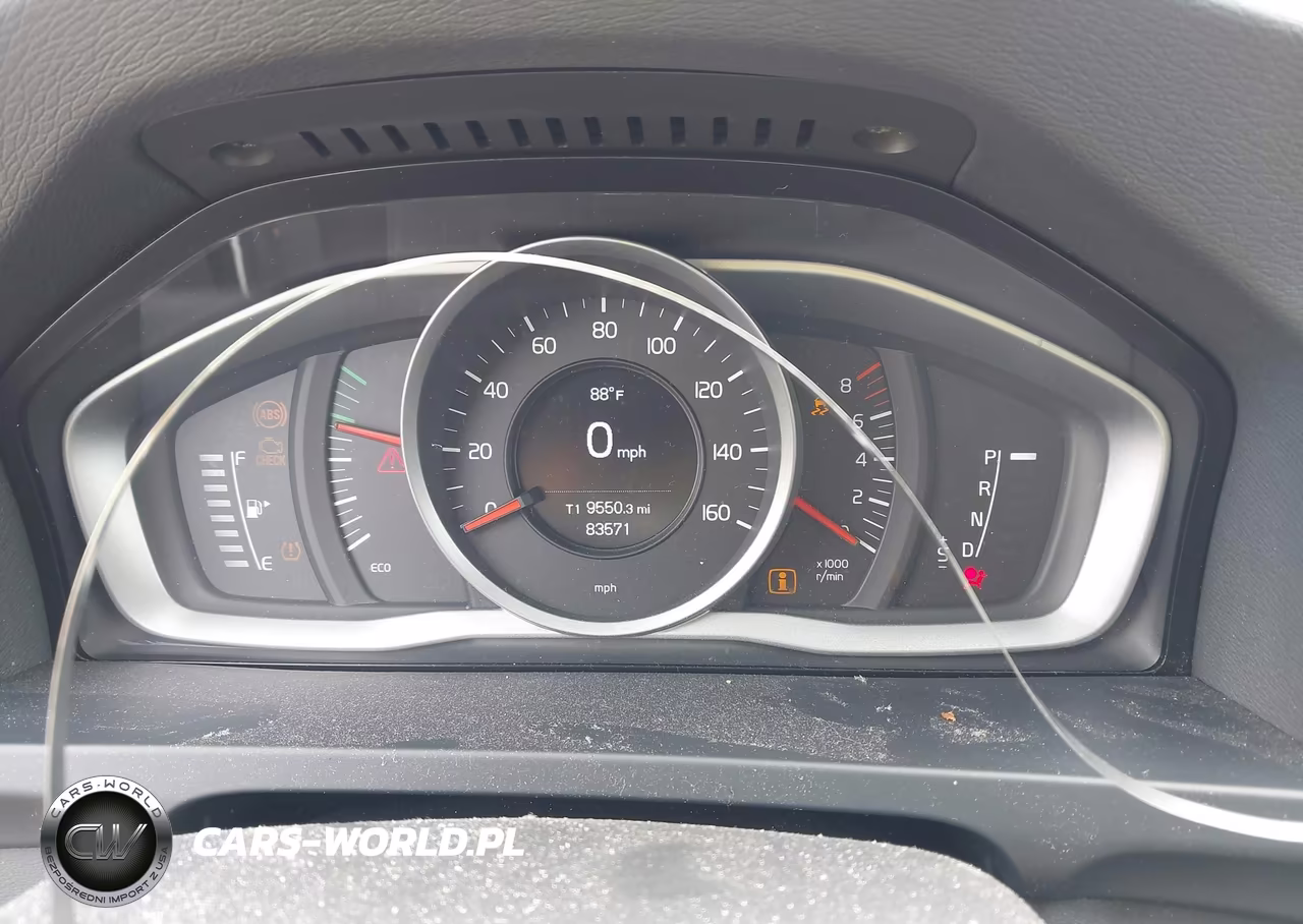 2017 Volvo S60 T5 Dynamic VIN:YV140MTL9H2420364 - 7