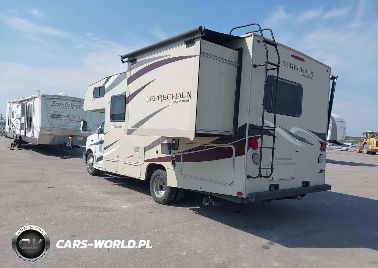 2017 Chevrolet Express Cutaway 4500 Series VIN:1GB6GUCG8H1132116 - 3