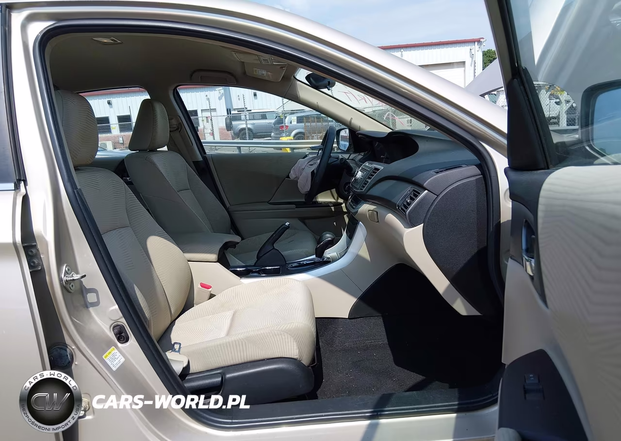2015 Honda Accord Lx VIN:1HGCR2F3XFA135152 - 5