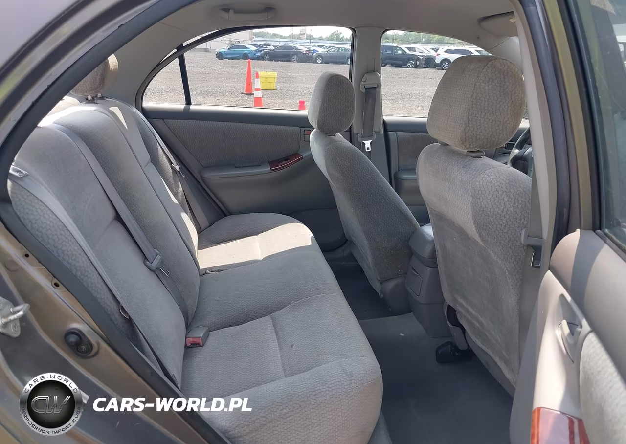 2003 Toyota Corolla Le VIN:2T1BR32E33C130793 - 8