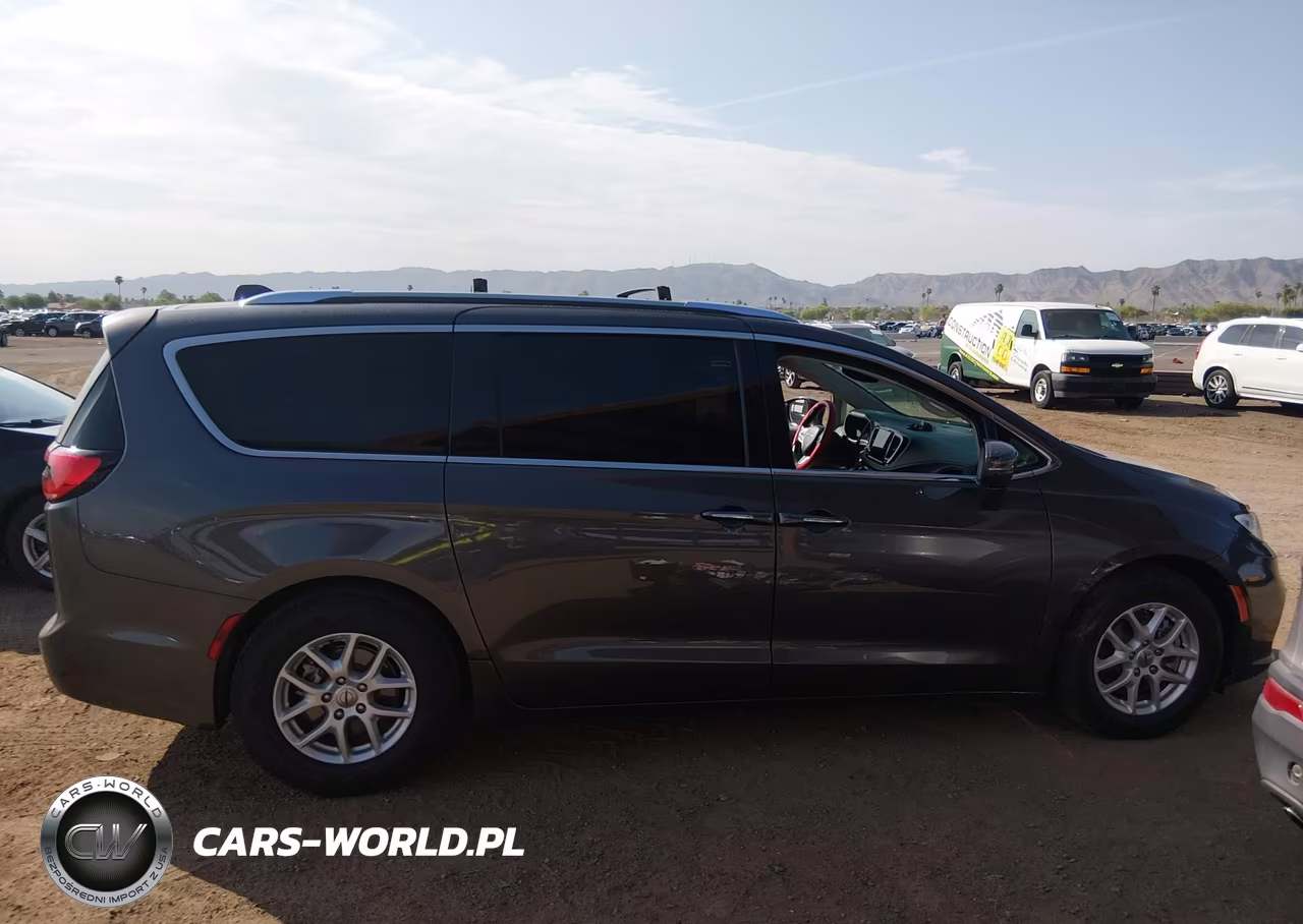 2021 Chrysler Pacifica Touring L VIN:2C4RC1BG4MR534449 - 12