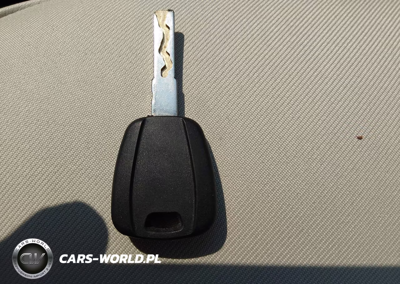 2018 Fiat 500 Pop VIN:3C3CFFKH0JT377678 - 11