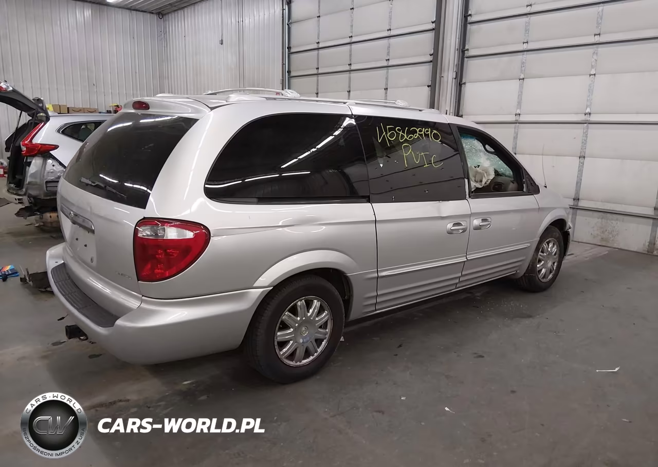 2003 Chrysler Town & Country Limited VIN:2C8GP64L43R362603 - 4