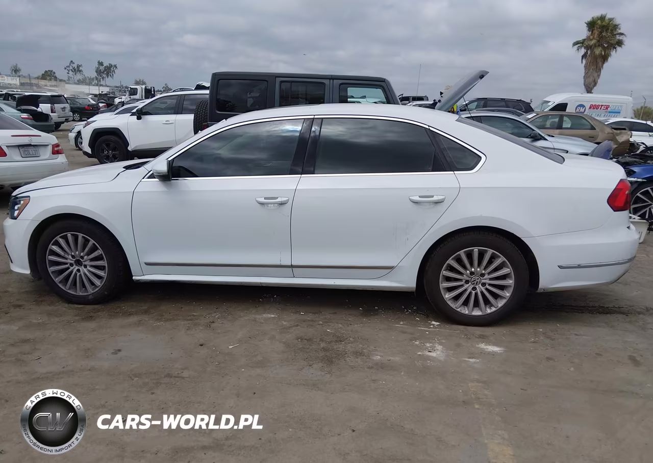 2016 Volkswagen Passat 1.8T Se VIN:1VWBT7A37GC061031 - 14