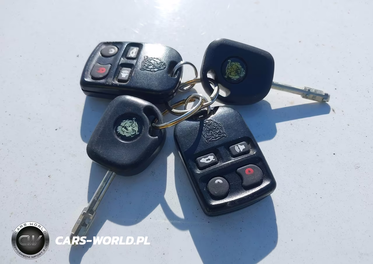 2002 Jaguar S-Type 4.0L V8 VIN:SAJDA01P72GM37421 - 11