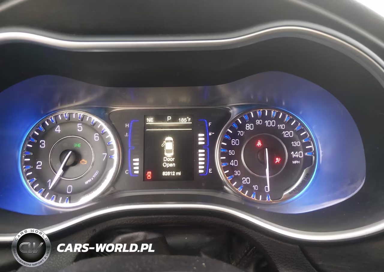 2016 Chrysler 200 Touring VIN:1C3CCCFB3GN183071 - 15