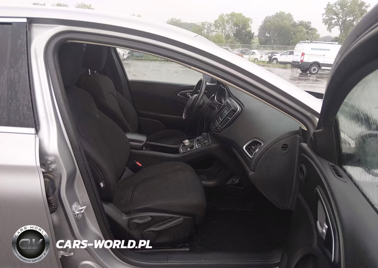 2016 Chrysler 200 Touring VIN:1C3CCCFB3GN183071 - 5