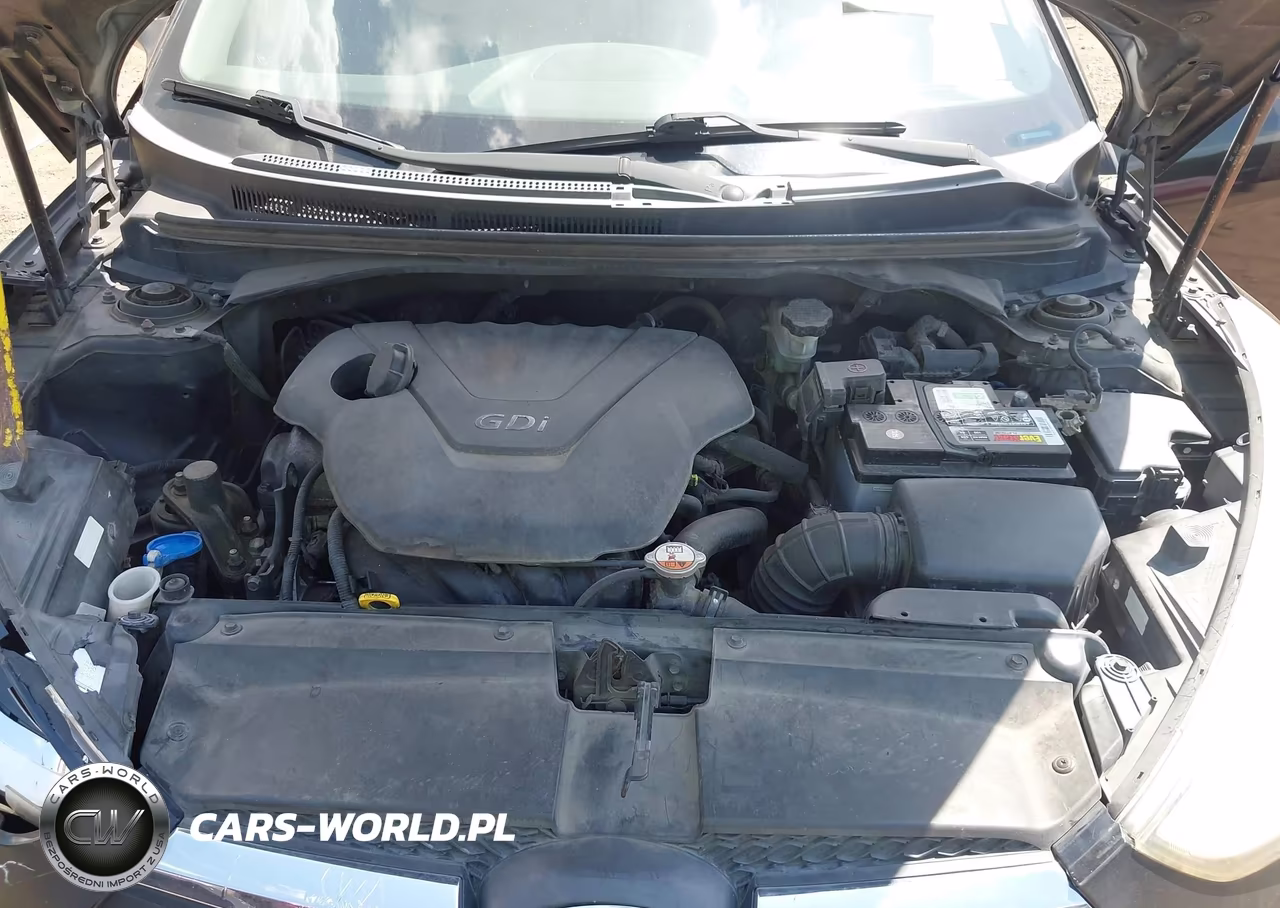 2013 Hyundai Veloster Base W-Black VIN:KMHTC6AD0DU174816 - 10