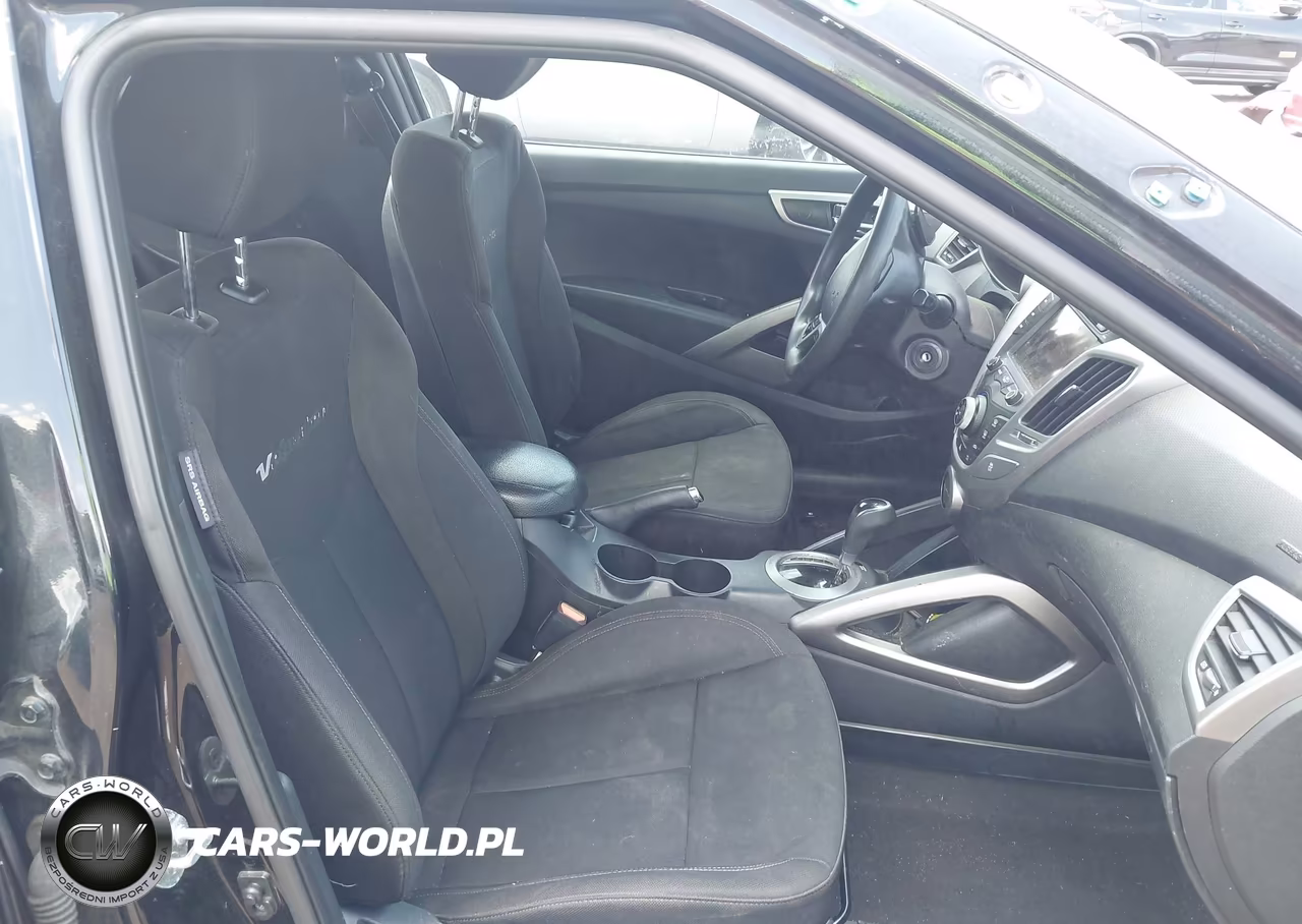 2013 Hyundai Veloster Base W-Black VIN:KMHTC6AD0DU174816 - 5