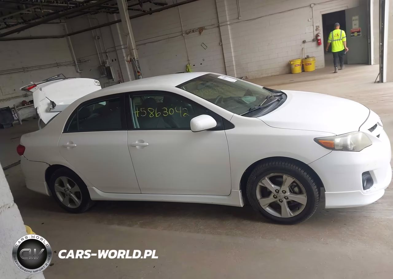 2013 Toyota Corolla S VIN:2T1BU4EEXDC088558 - 13