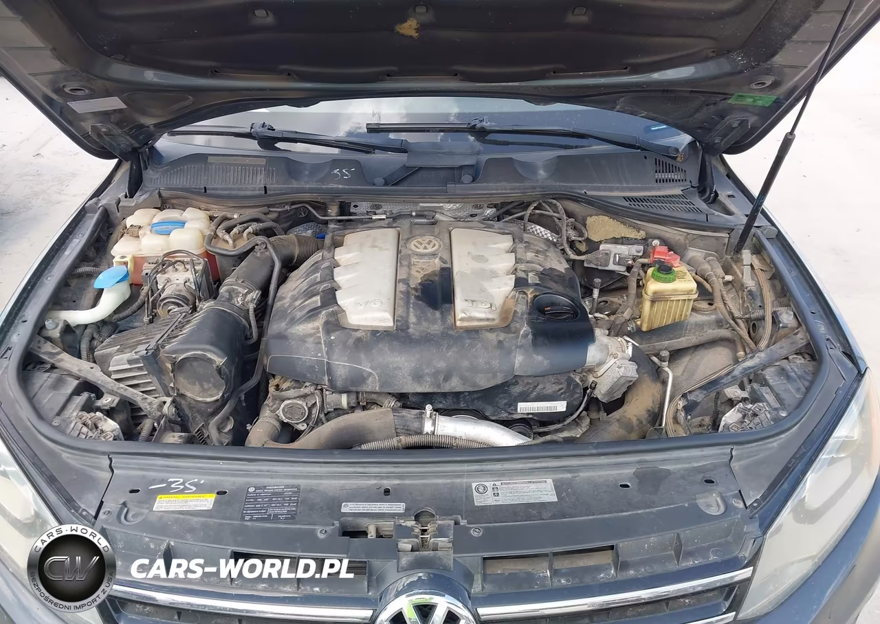 2012 Volkswagen Touareg Tdi Lux VIN:WVGEK9BP7CD008989 - 10