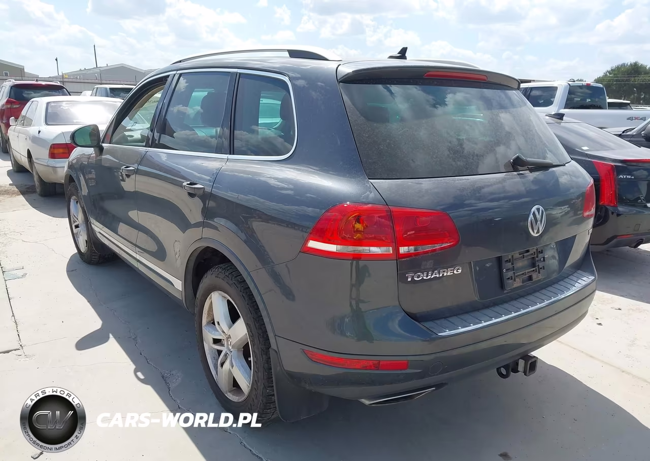 2012 Volkswagen Touareg Tdi Lux VIN:WVGEK9BP7CD008989 - 3