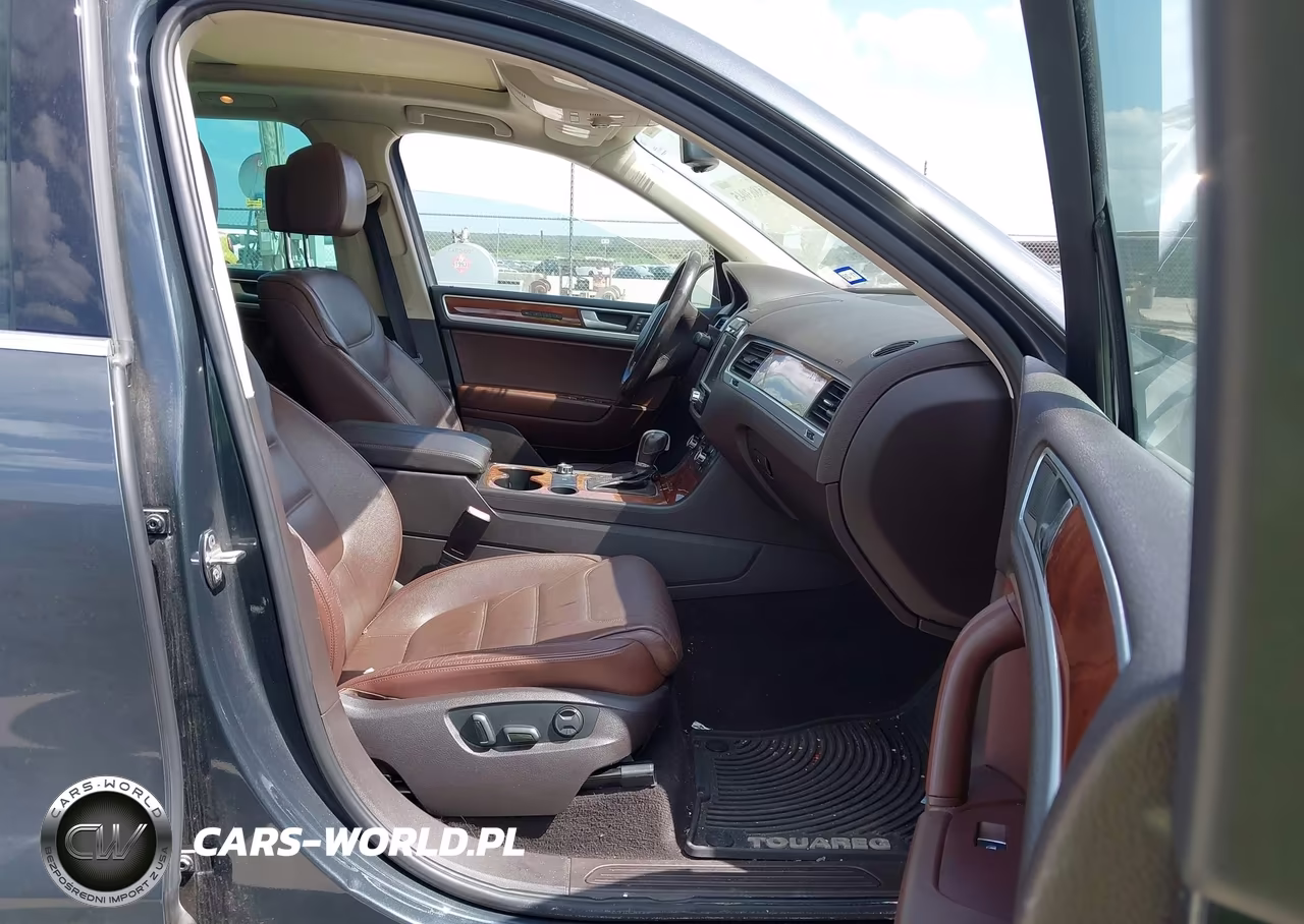 2012 Volkswagen Touareg Tdi Lux VIN:WVGEK9BP7CD008989 - 5