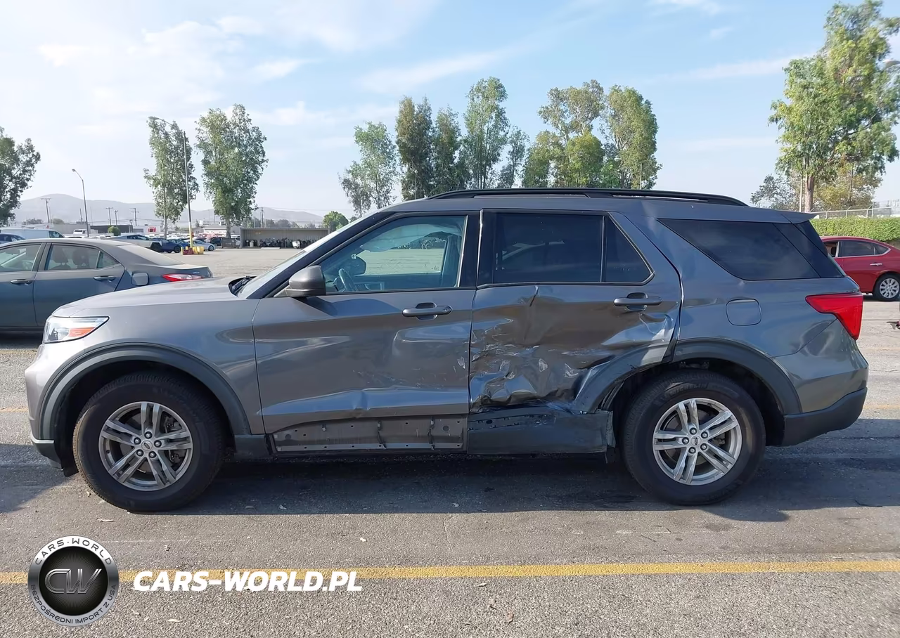 2021 Ford Explorer Xlt VIN:1FMSK8DH4MGB27196 - 16