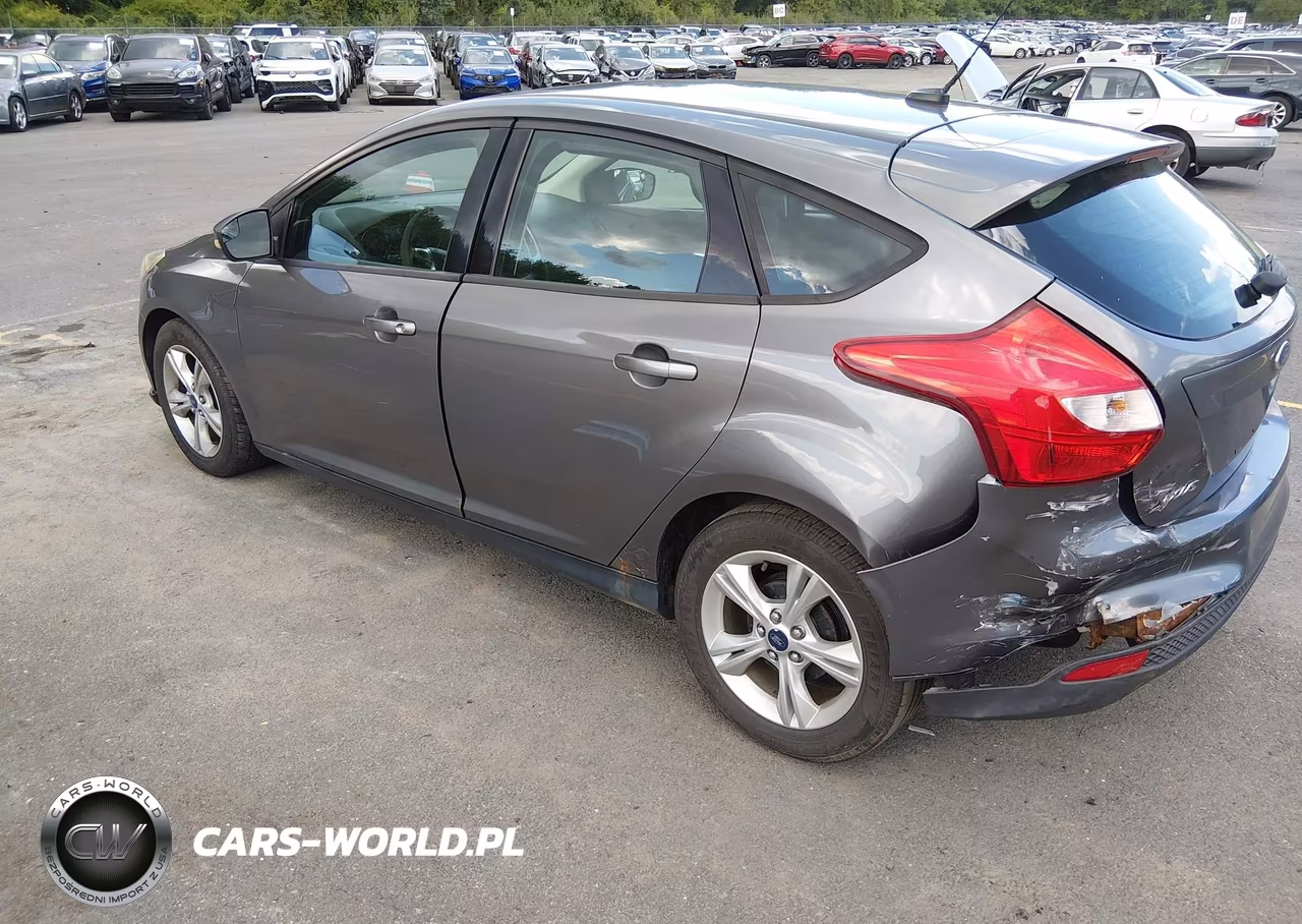 2013 Ford Focus Se VIN:1FADP3K28DL323218 - 3