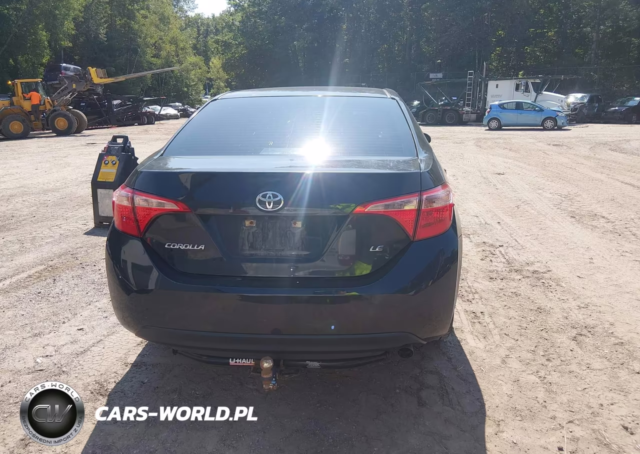 2018 Toyota Corolla Le VIN:5YFBURHE2JP759290 - 16