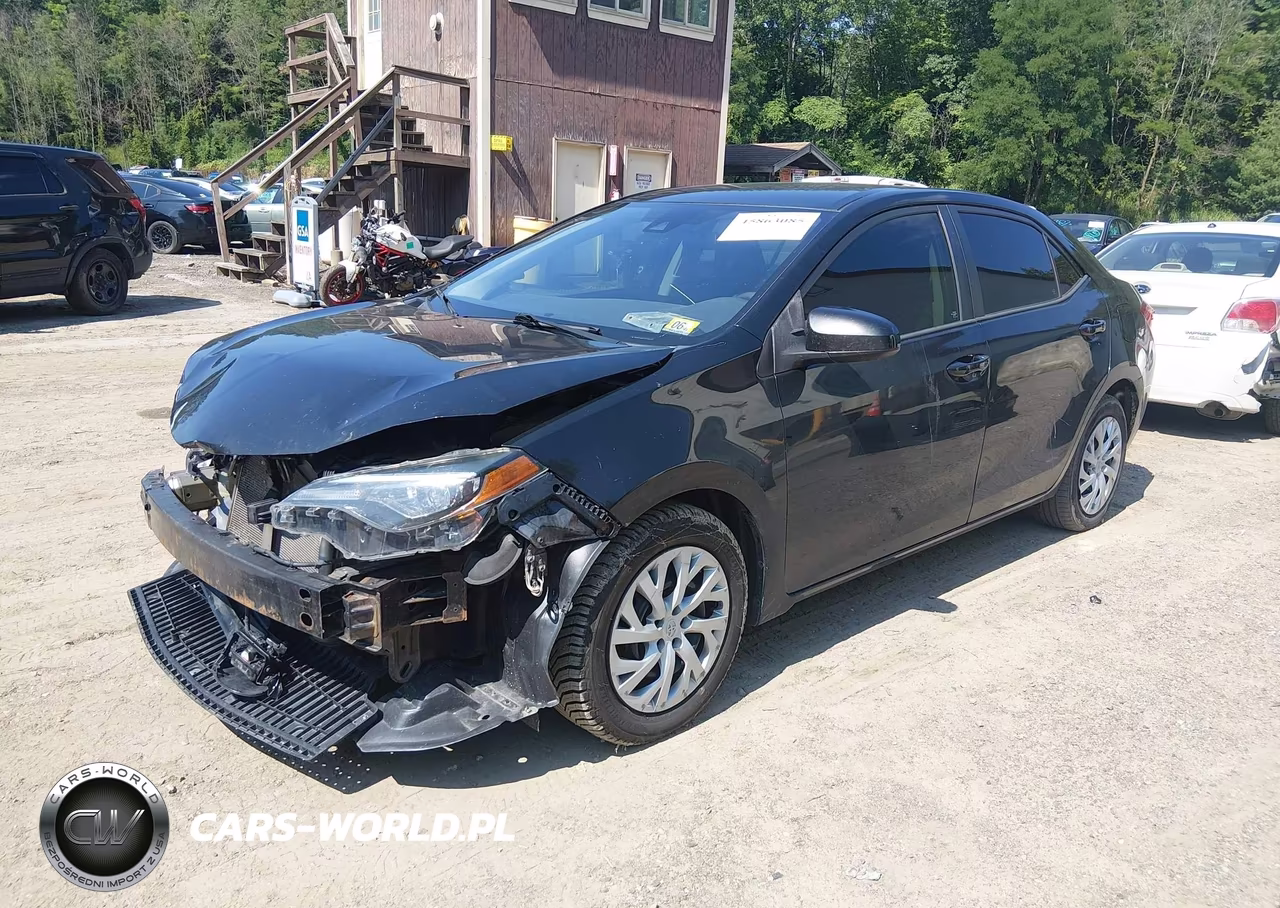 2018 Toyota Corolla Le VIN:5YFBURHE2JP759290 - 2