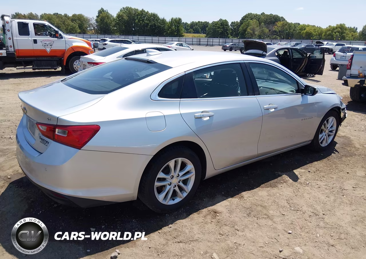 2018 Chevrolet Malibu Lt VIN:1G1ZD5ST5JF229314 - 4