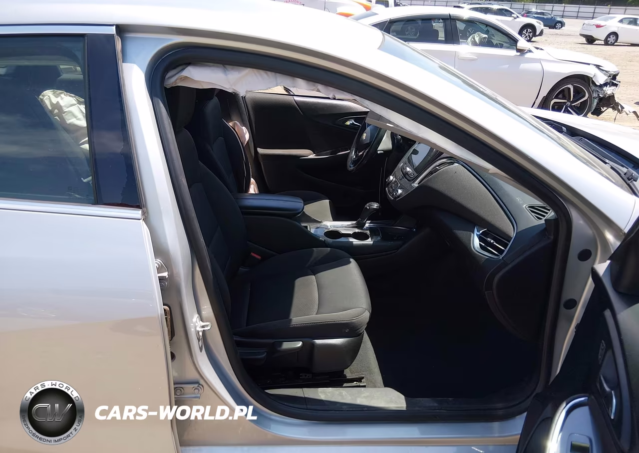 2018 Chevrolet Malibu Lt VIN:1G1ZD5ST5JF229314 - 5