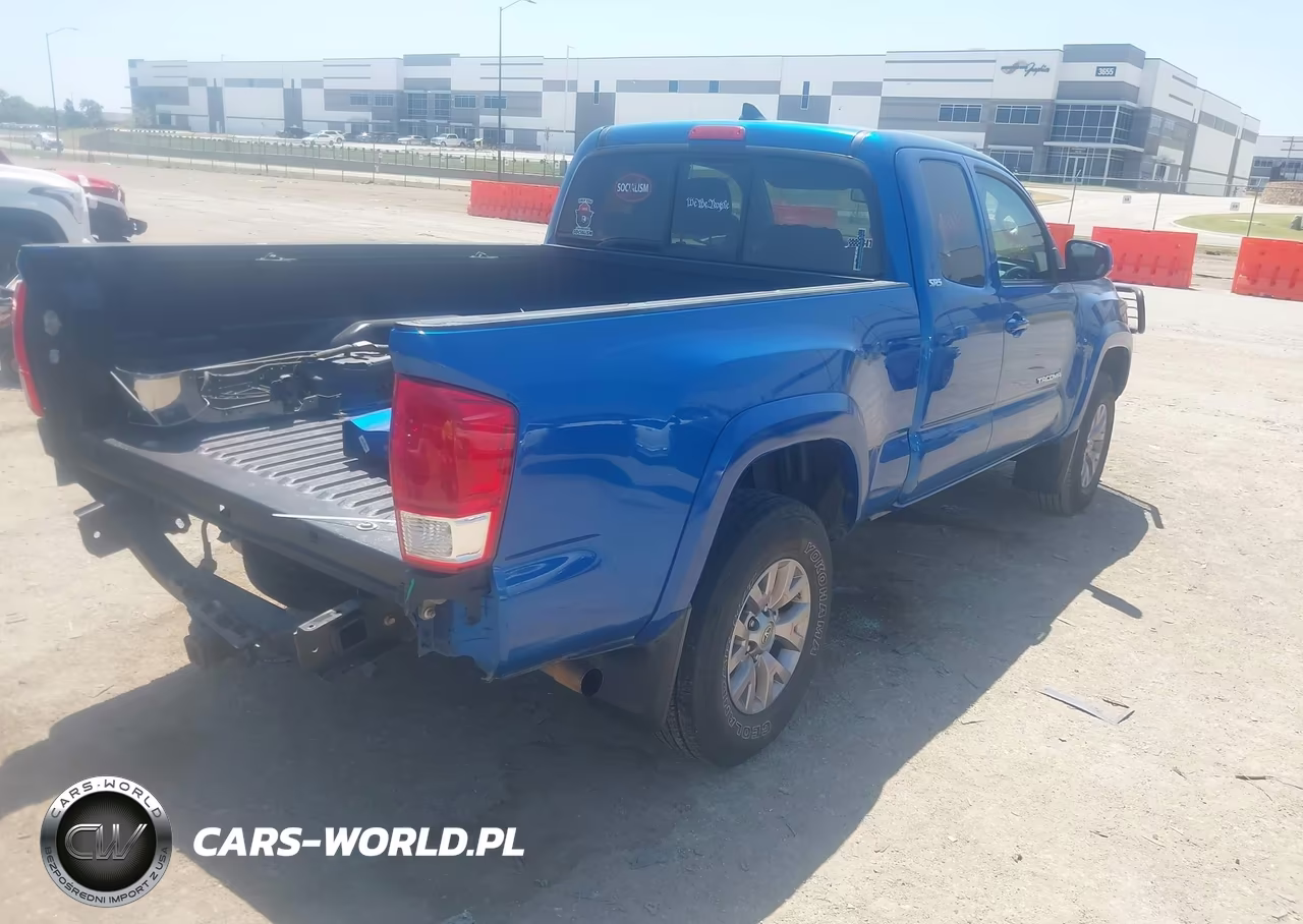 2017 Toyota Tacoma Sr5 V6 VIN:5TFSZ5AN6HX076282 - 4