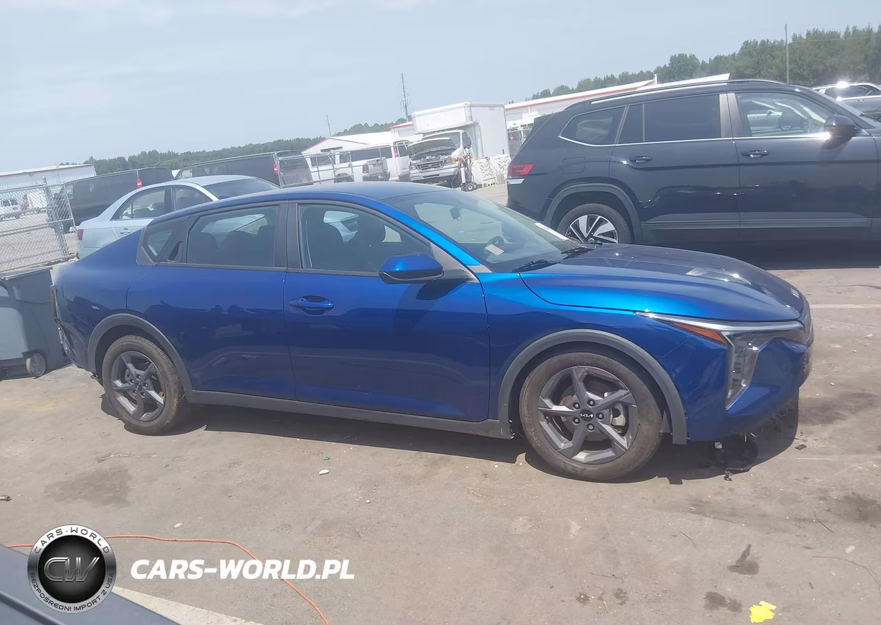2025 Kia K4 Lxs VIN:3KPFT4DEXSE021804 - 14