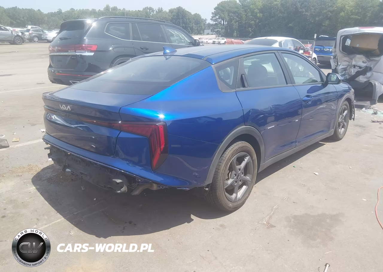 2025 Kia K4 Lxs VIN:3KPFT4DEXSE021804 - 4