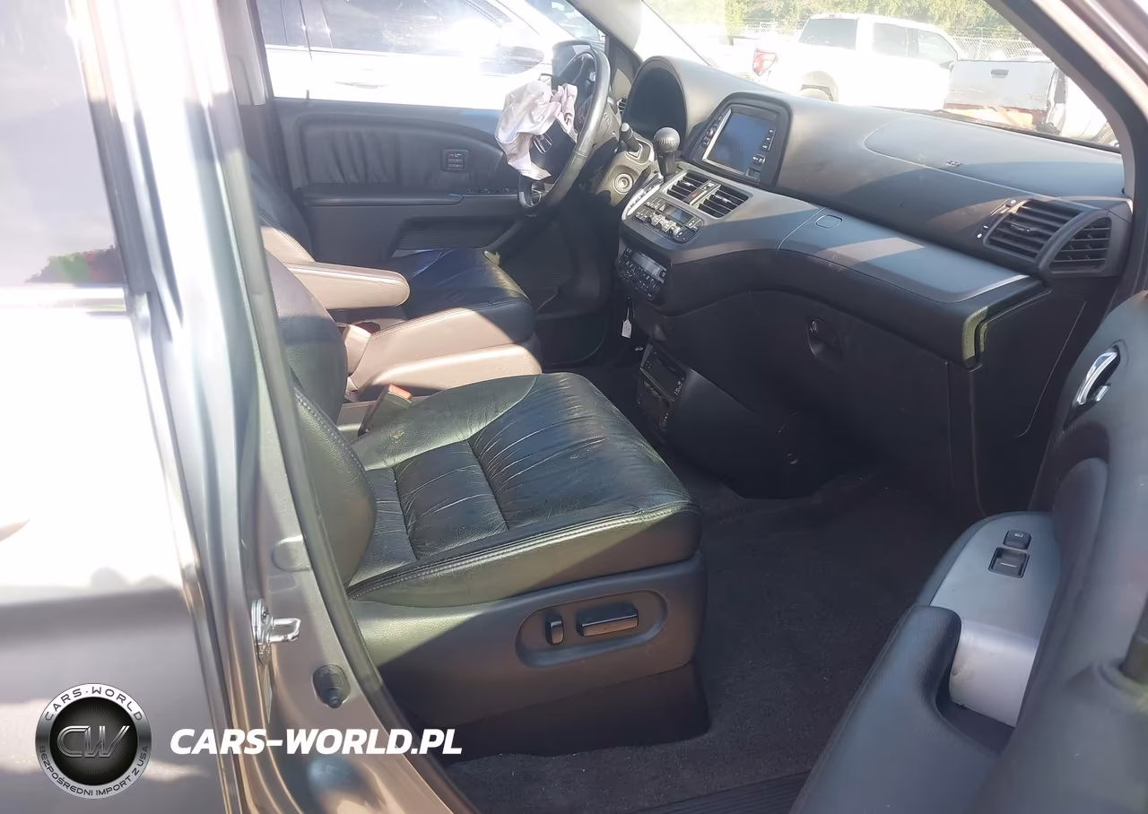 2008 Honda Odyssey Touring VIN:5FNRL38988B012672 - 5