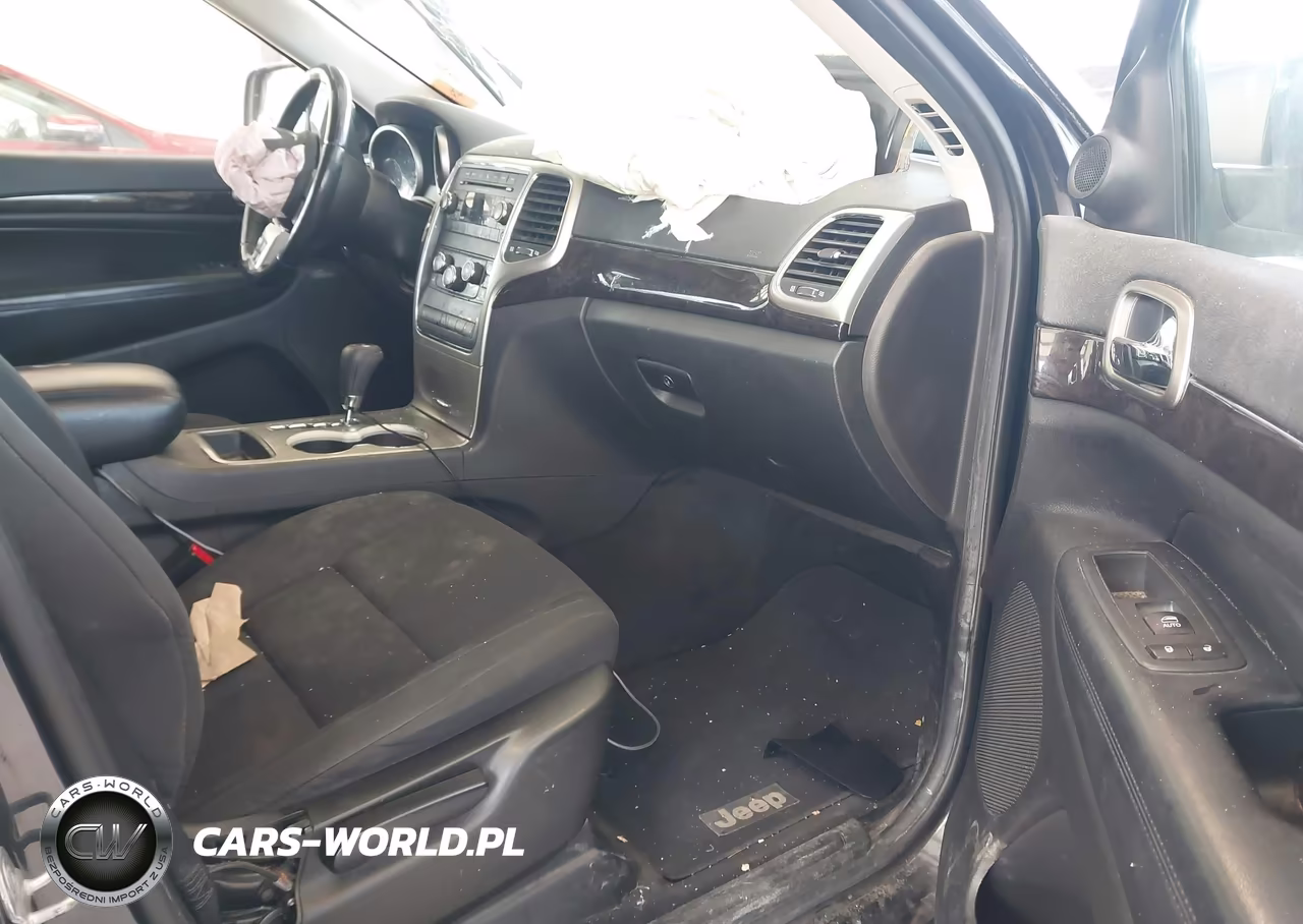 2012 Jeep Grand Cherokee Laredo VIN:1C4RJFAG8CC250429 - 5