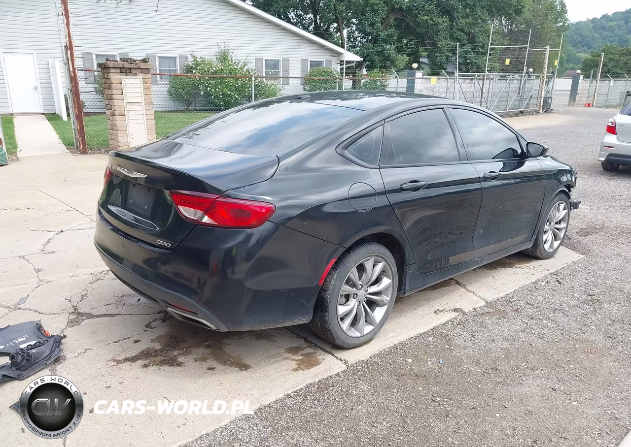 2016 Chrysler 200 S VIN:1C3CCCBG4GN108249 - 4