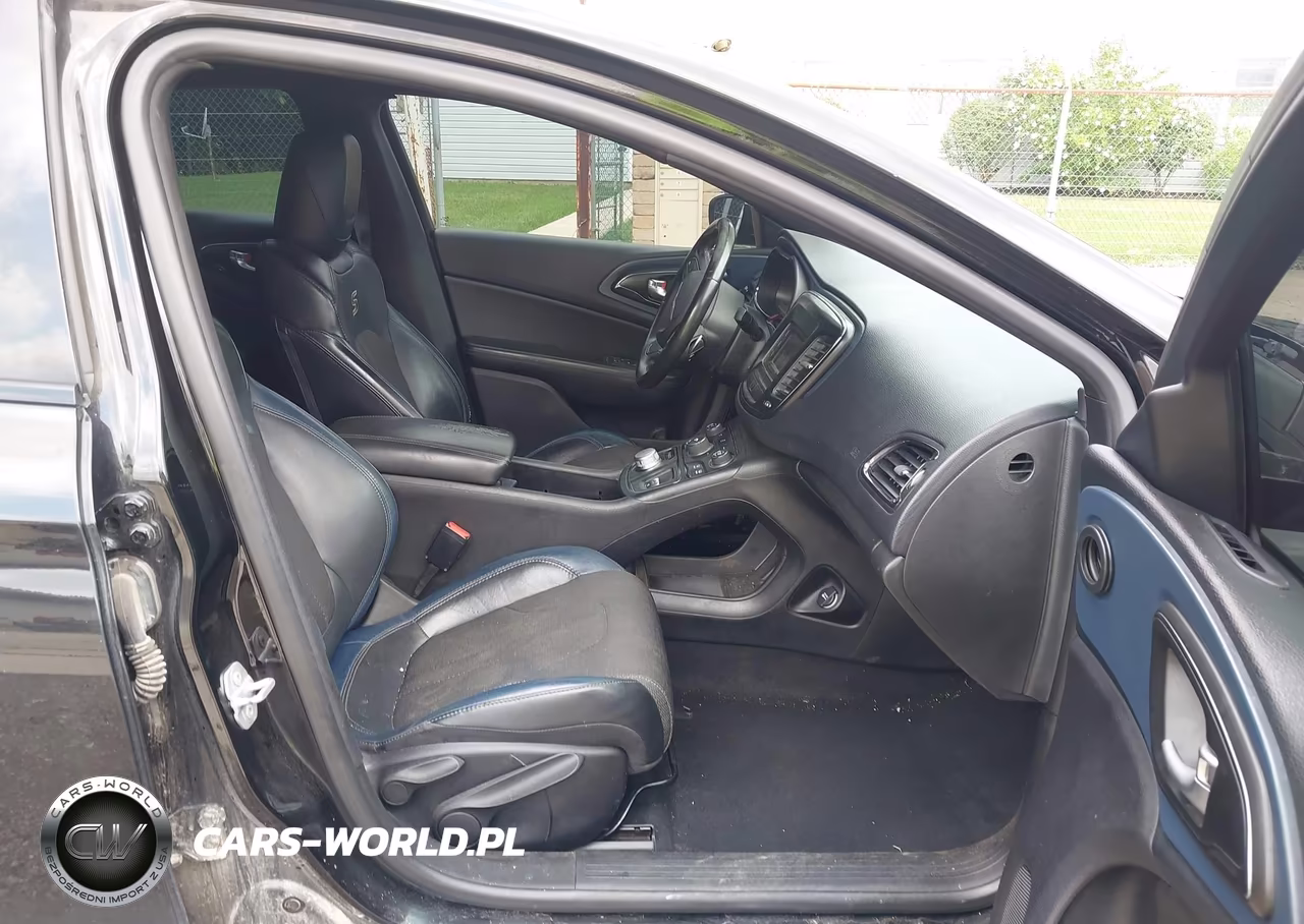 2016 Chrysler 200 S VIN:1C3CCCBG4GN108249 - 5