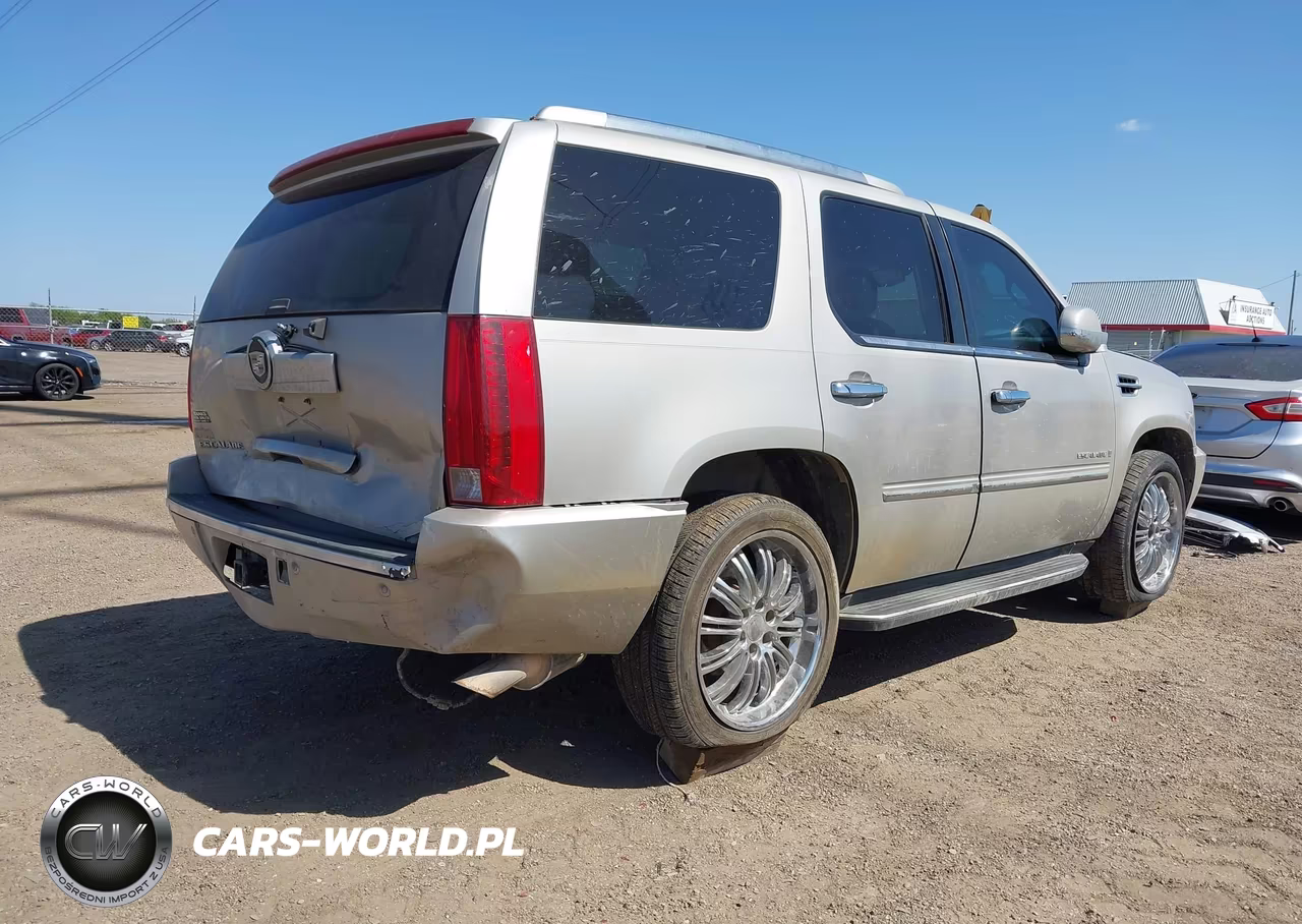 2007 Cadillac Escalade VIN:1GYEC63897R324811 - 4