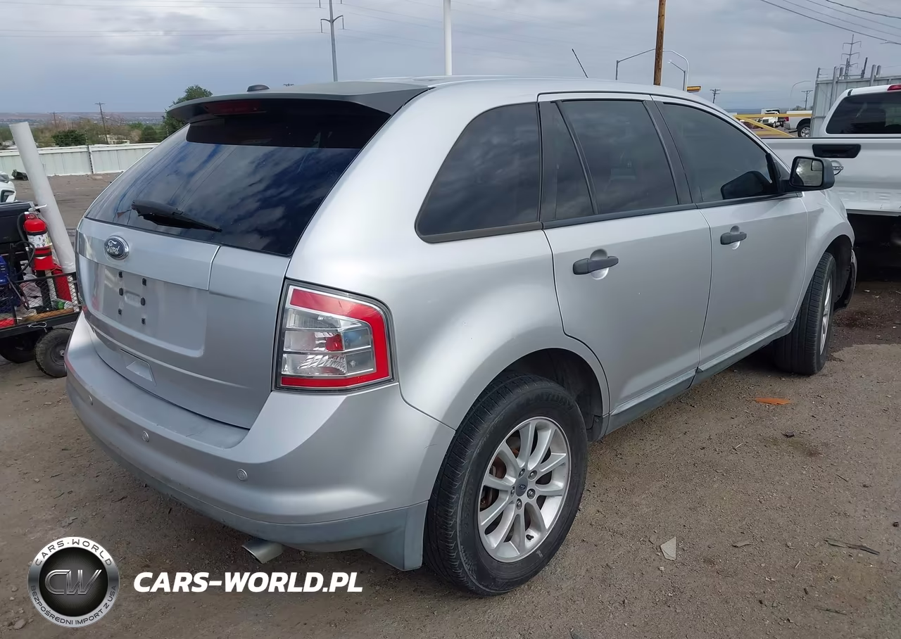 2010 Ford Edge Se VIN:2FMDK3GC7ABB75094 - 4