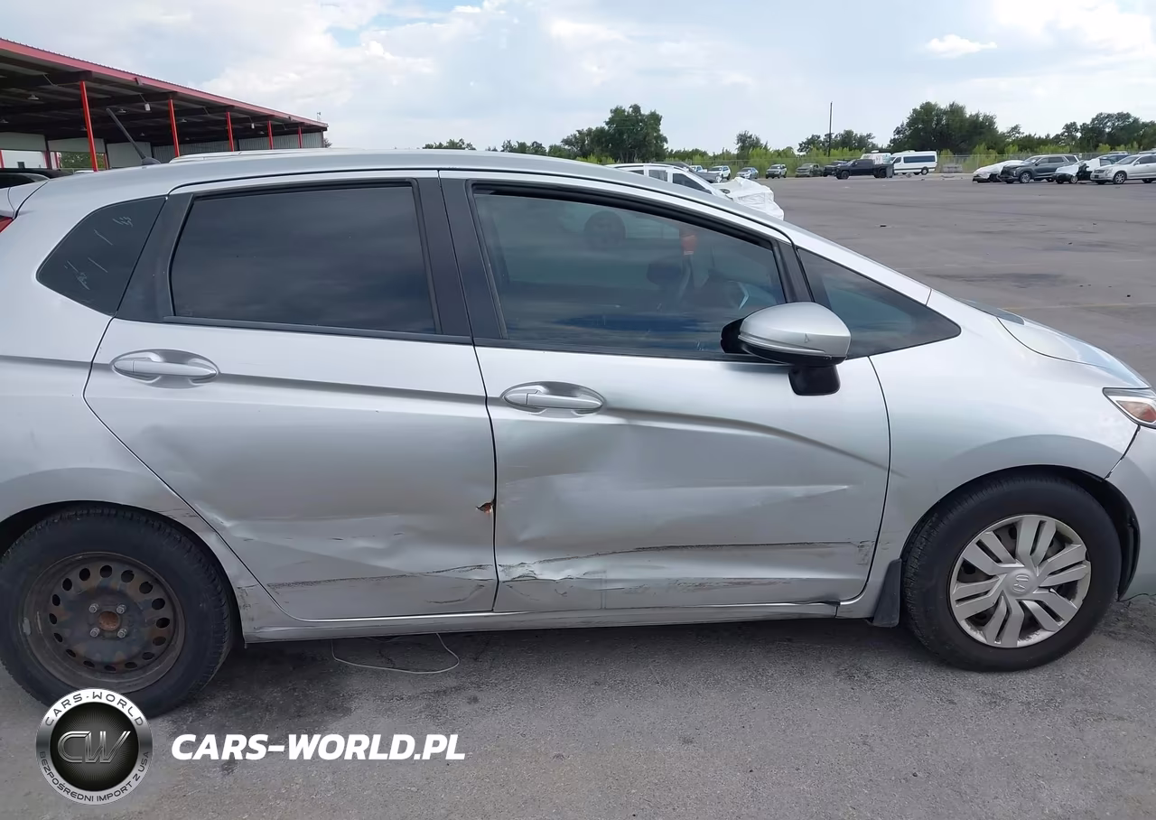 2015 Honda Fit Lx VIN:3HGGK5H53FM711155 - 13