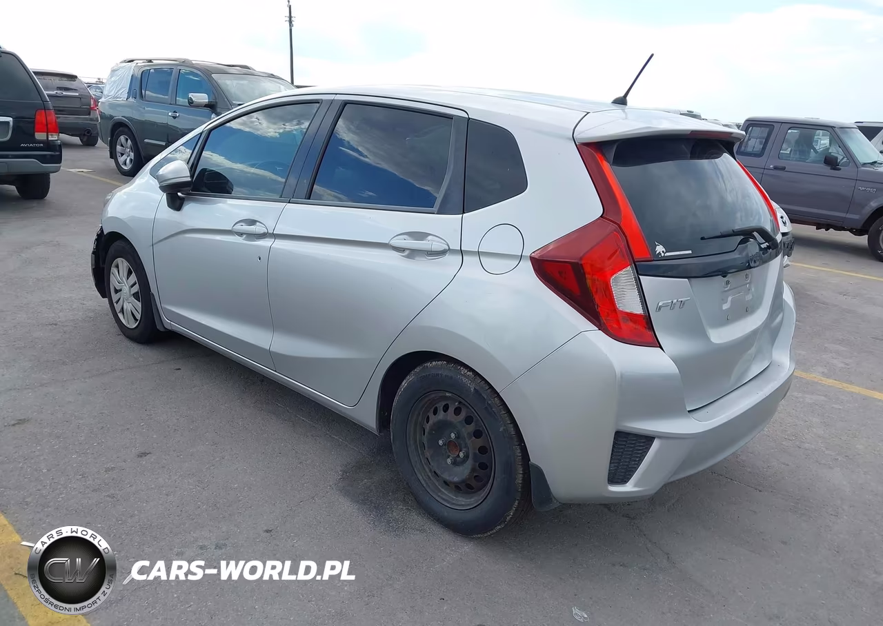 2015 Honda Fit Lx VIN:3HGGK5H53FM711155 - 3