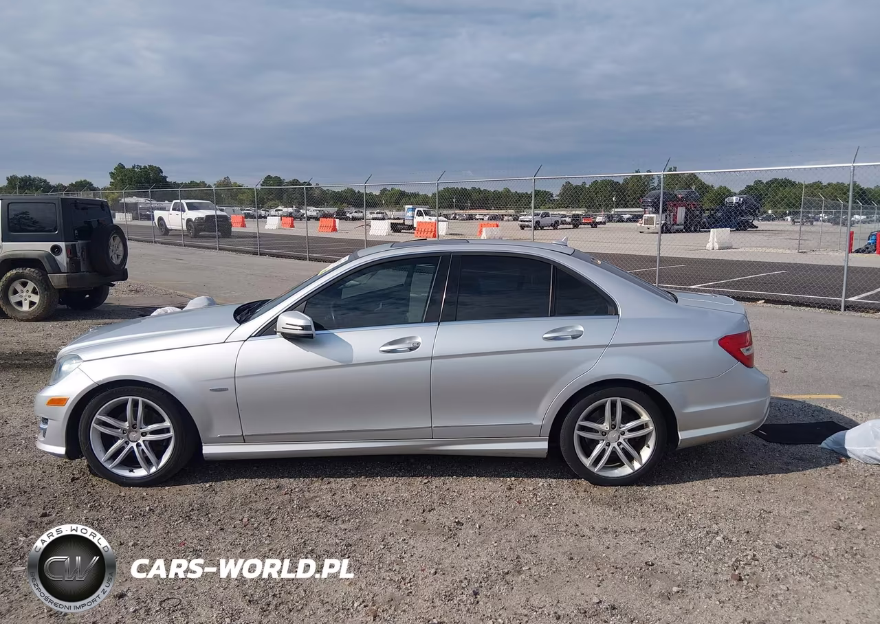 2012 Mercedes-Benz C 250 Luxury-Sport VIN:WDDGF4HB8CR195426 - 14