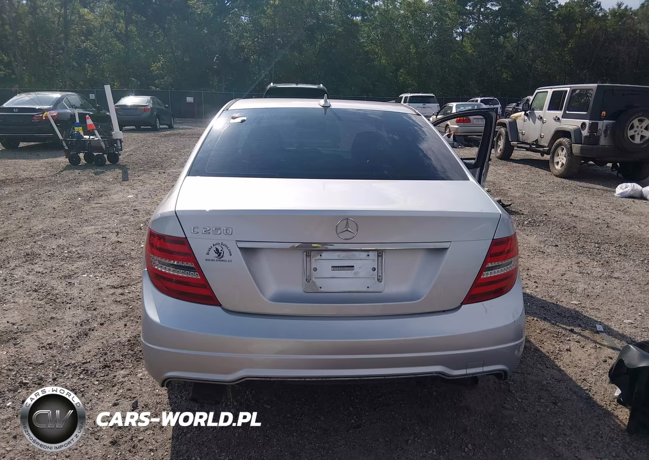 2012 Mercedes-Benz C 250 Luxury-Sport VIN:WDDGF4HB8CR195426 - 16