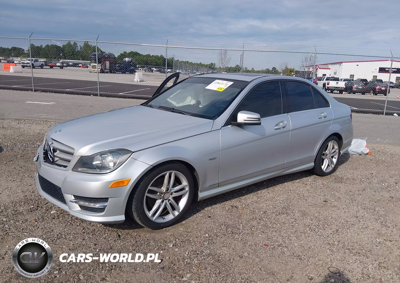 2012 Mercedes-Benz C 250 Luxury-Sport VIN:WDDGF4HB8CR195426 - 2